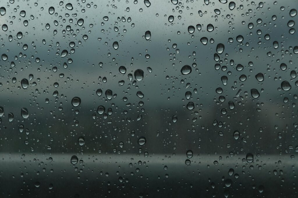 靴の雨による臭い対策はどうすればいい？